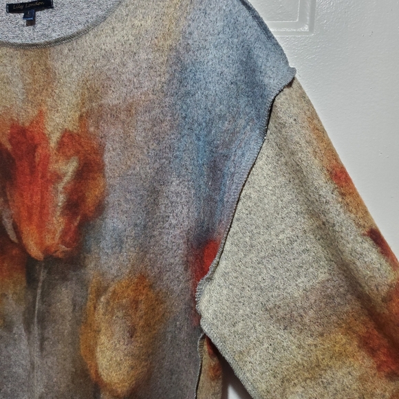 Lily London Watercolor Abstract Floral High-Low Tunic Top Size Large - Picture 7 of 12